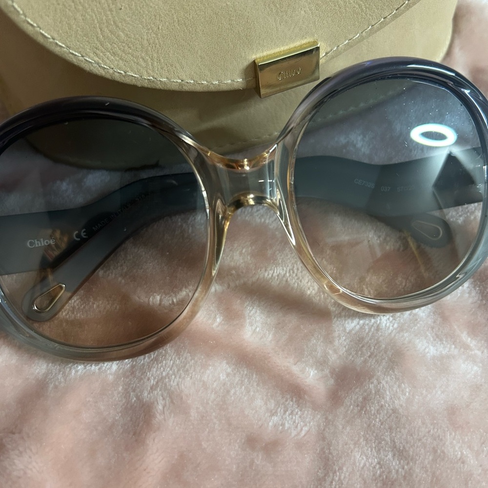 Chloe navy blue and tan vintage style sunglasses